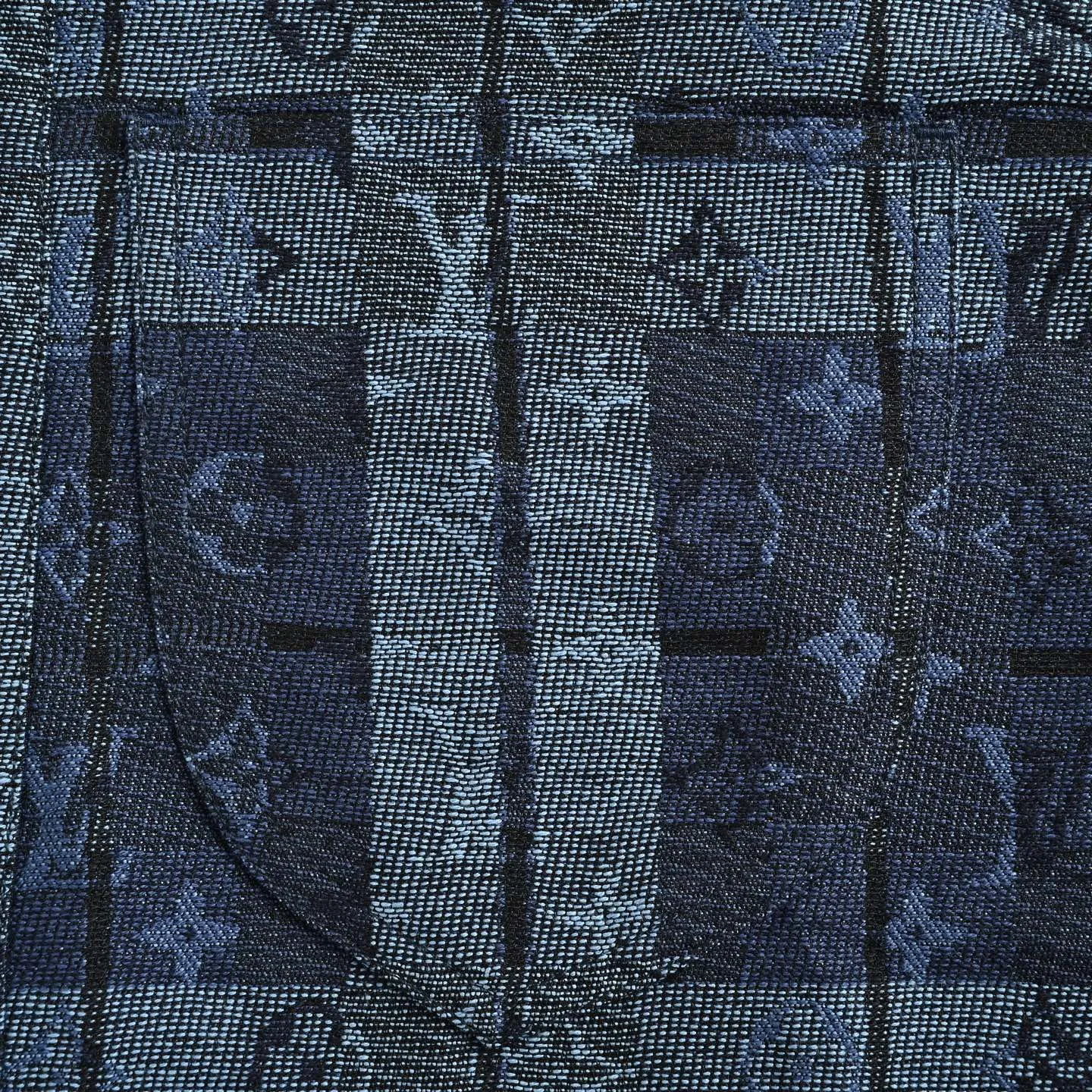 Louis Vuitton/ Blue
